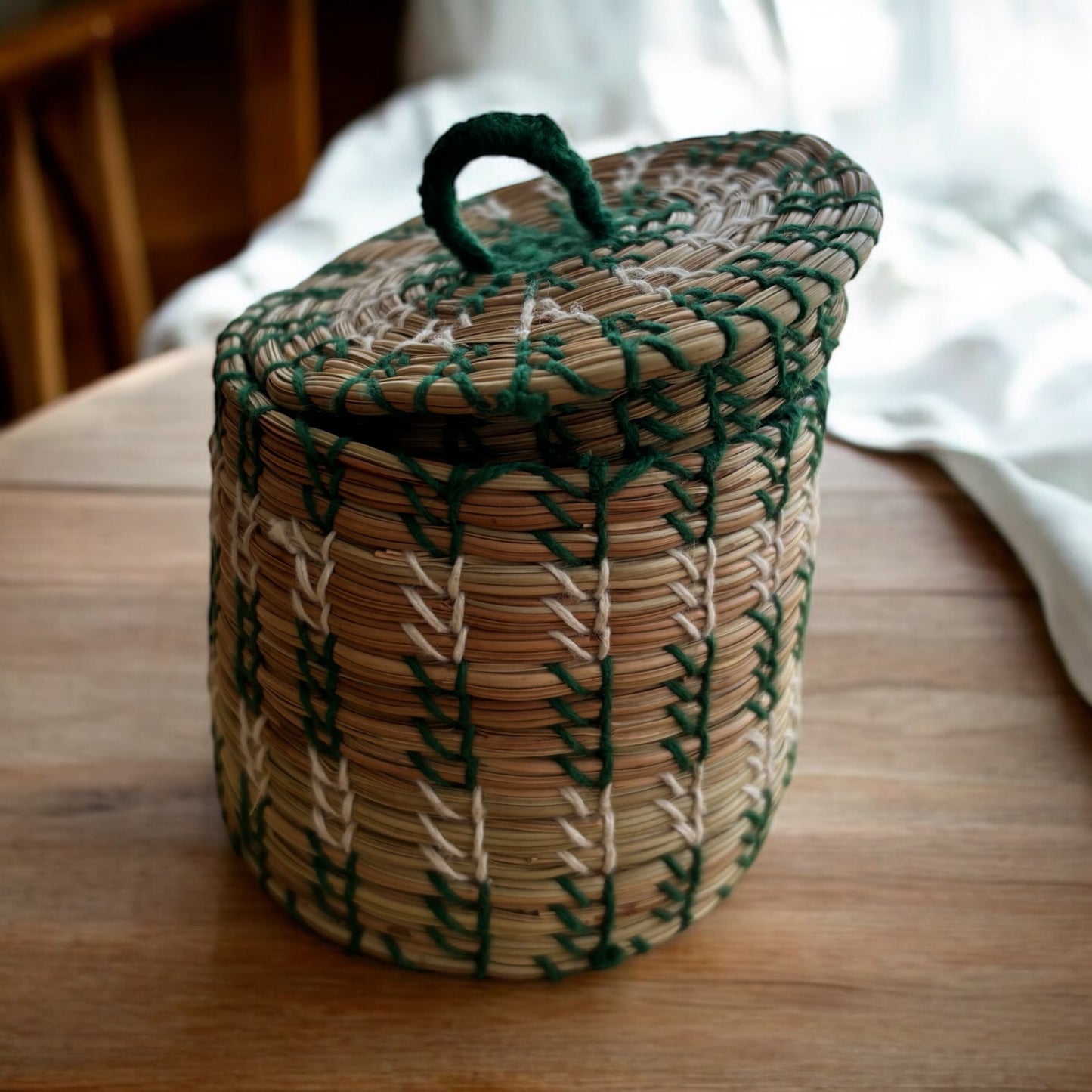 SOE Little Vault: Pine-needle Knick-Knack Organiser